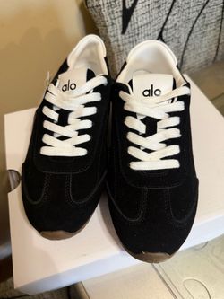 Alo Black Suede Low-Top Sneakers