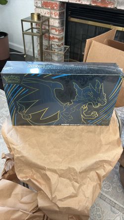 Mega Charizard Ultra Premium Collection UPC Sealed