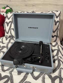 Crowley Vinyl Player (free)