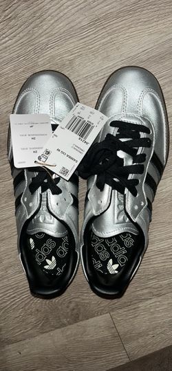 WOMENS ADIDAS SAMBA SIZE 6.5