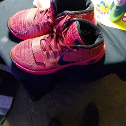 Kdtrey5iii Tennis Shoes  Kids Size5