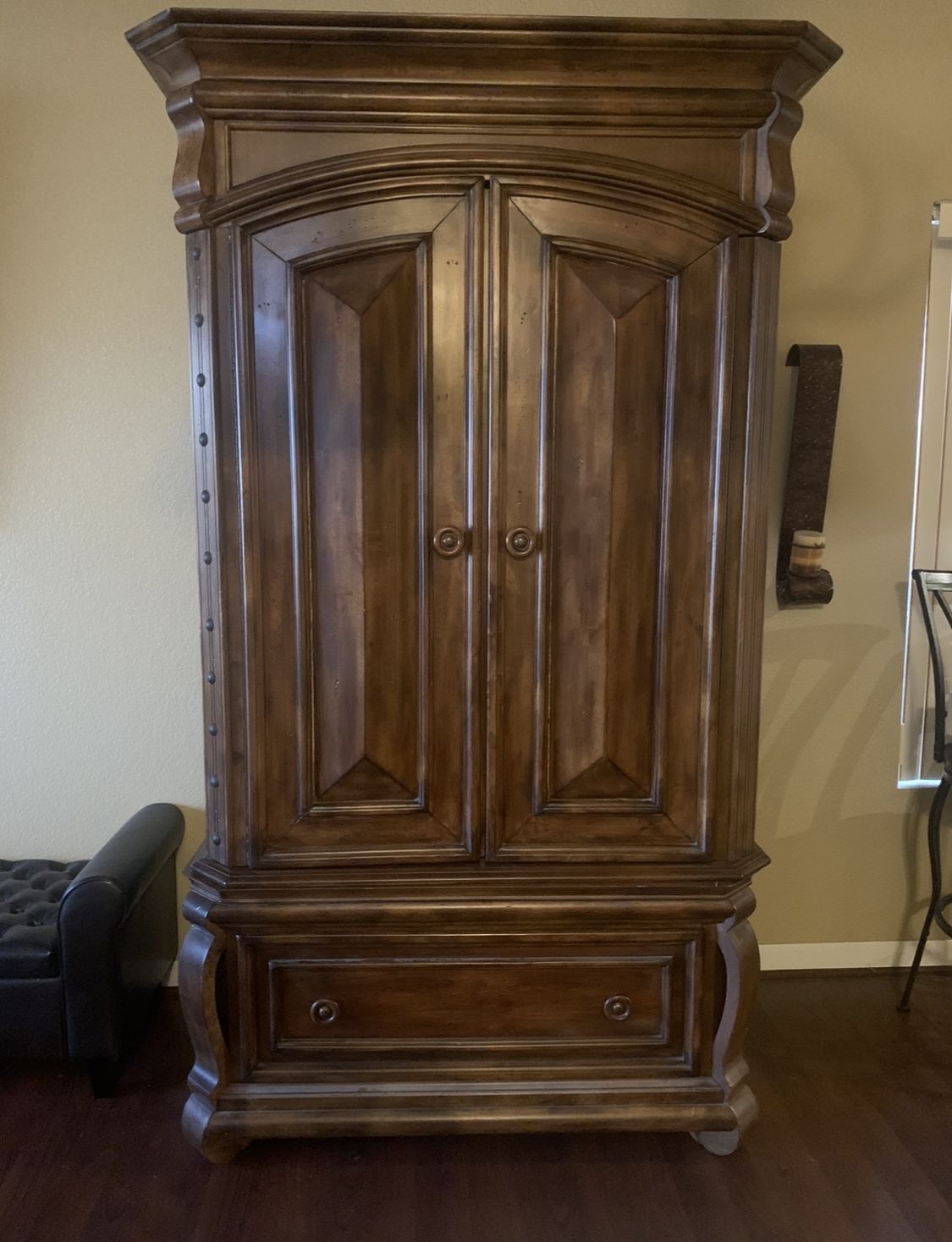 Armoire