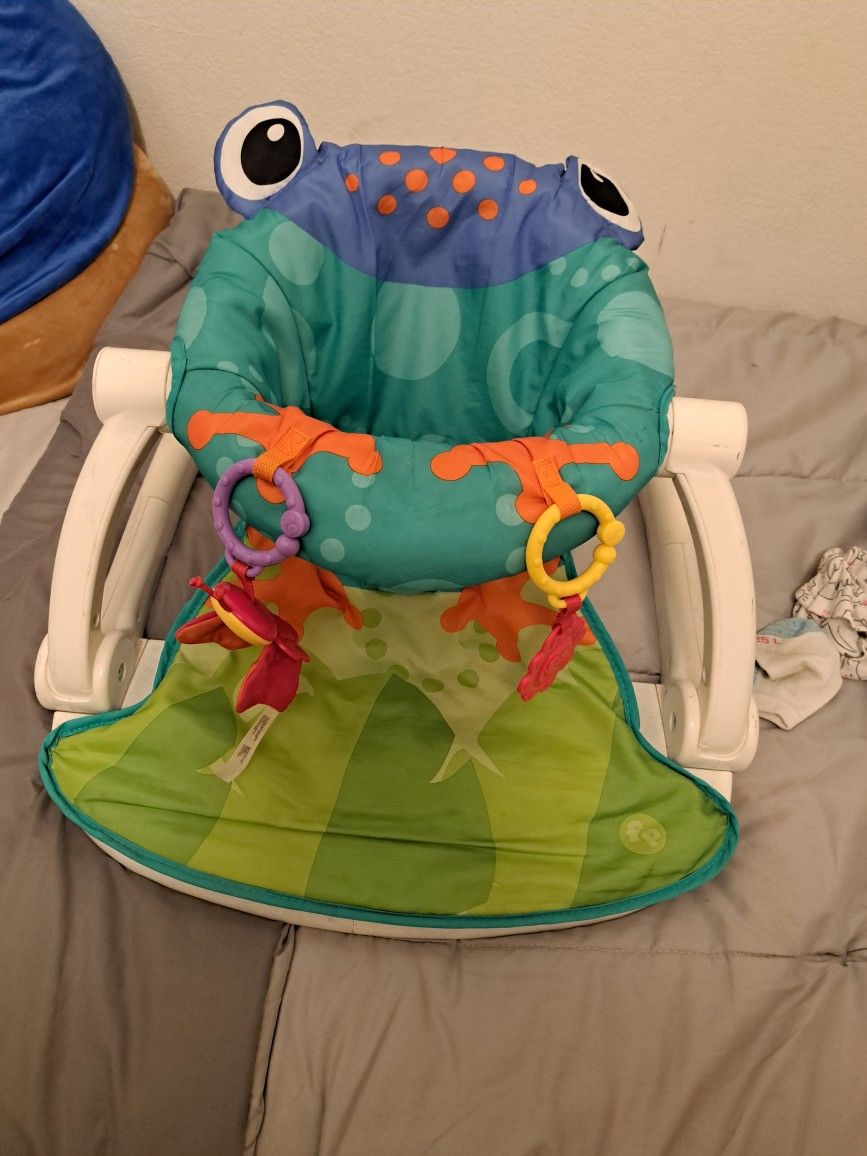 Frog Baby Chair with 2 Toys Attached