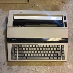 Typewriter 