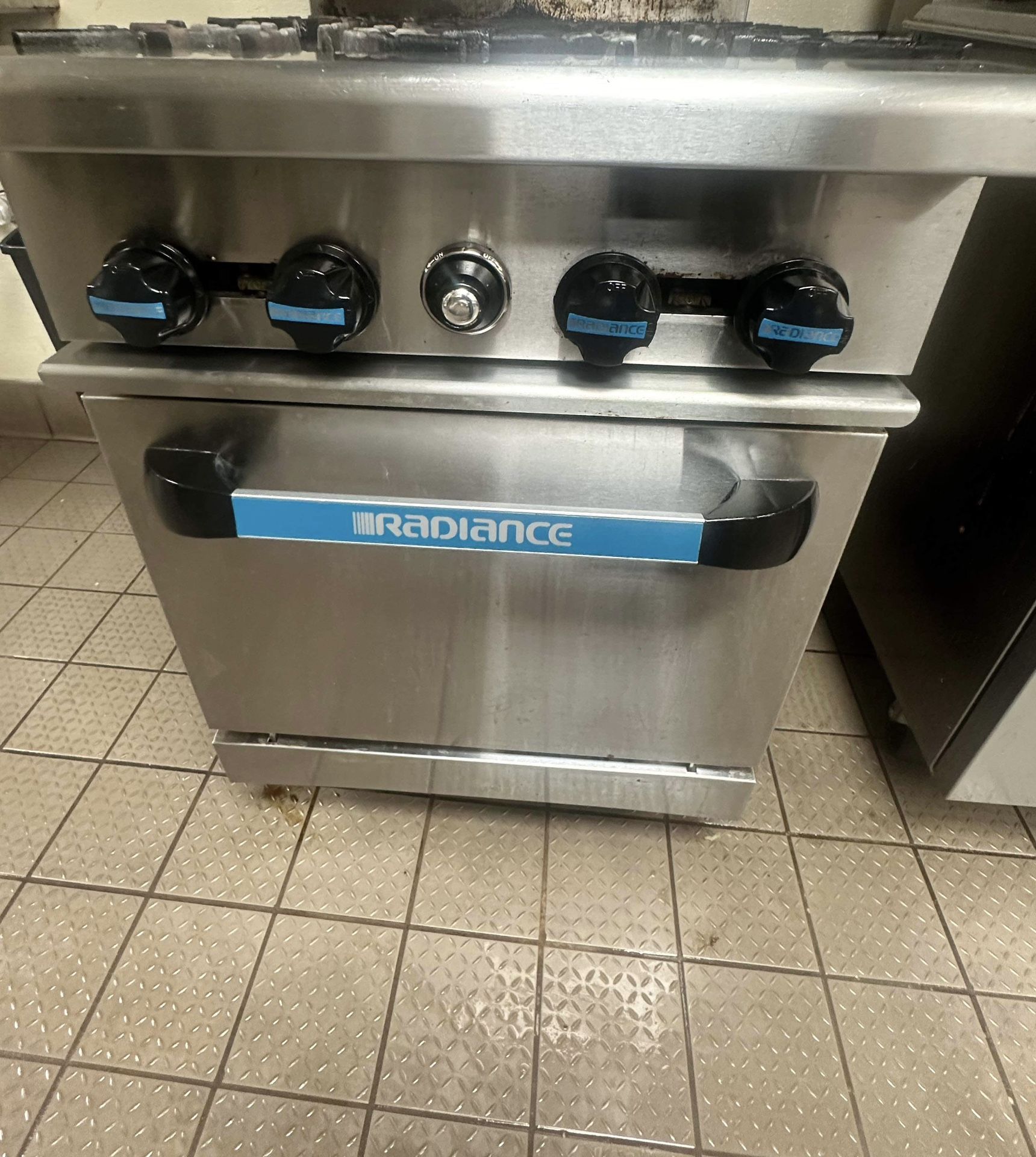 Turbo Air TAR-10 Radiance Restaurant Range, Gas, 60″ | Global