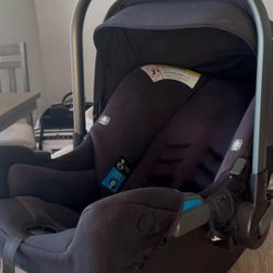 Nuna Infant Car seat