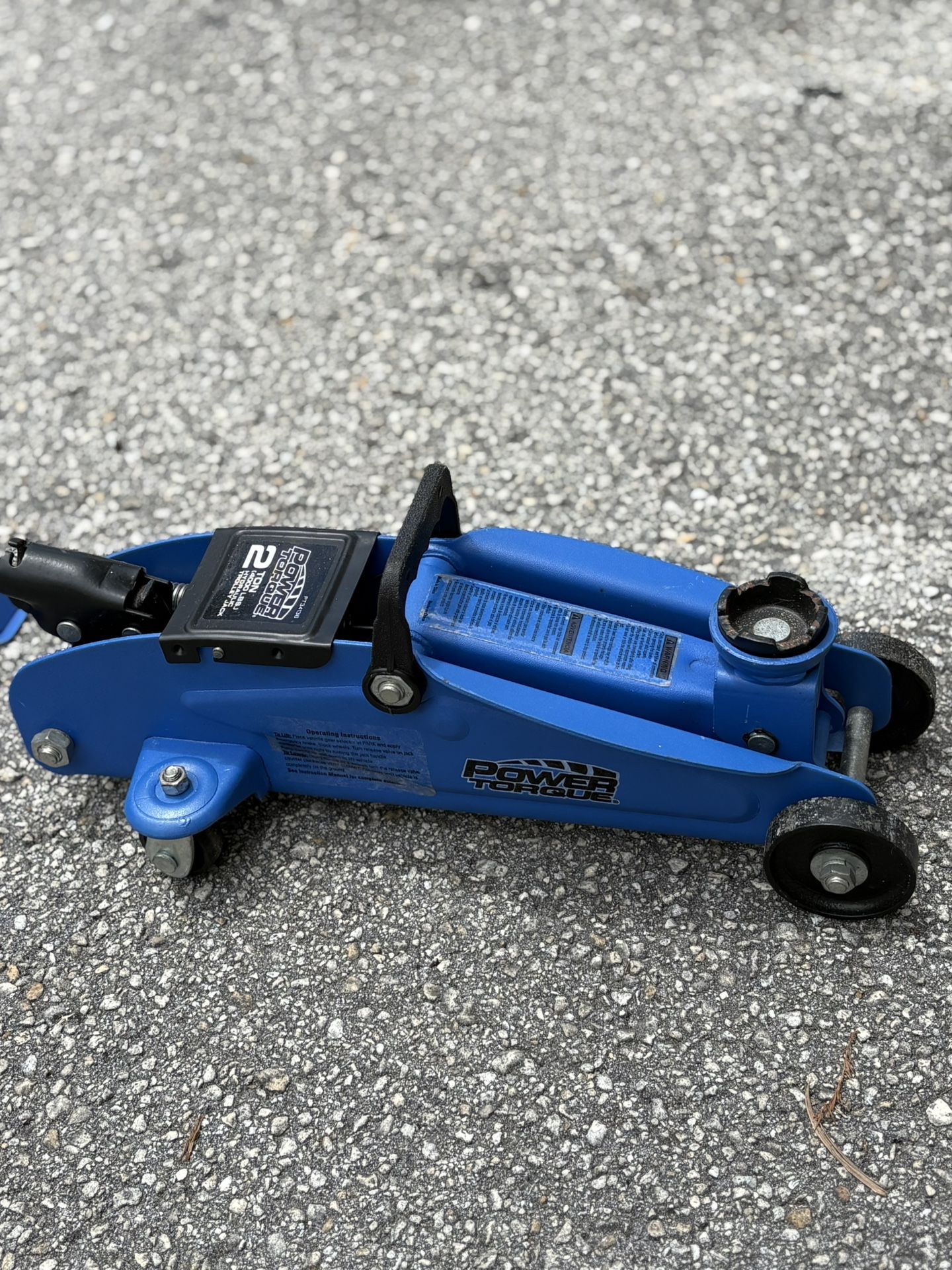 Gato hidráulico 2.25 Ton con bases – Azul
