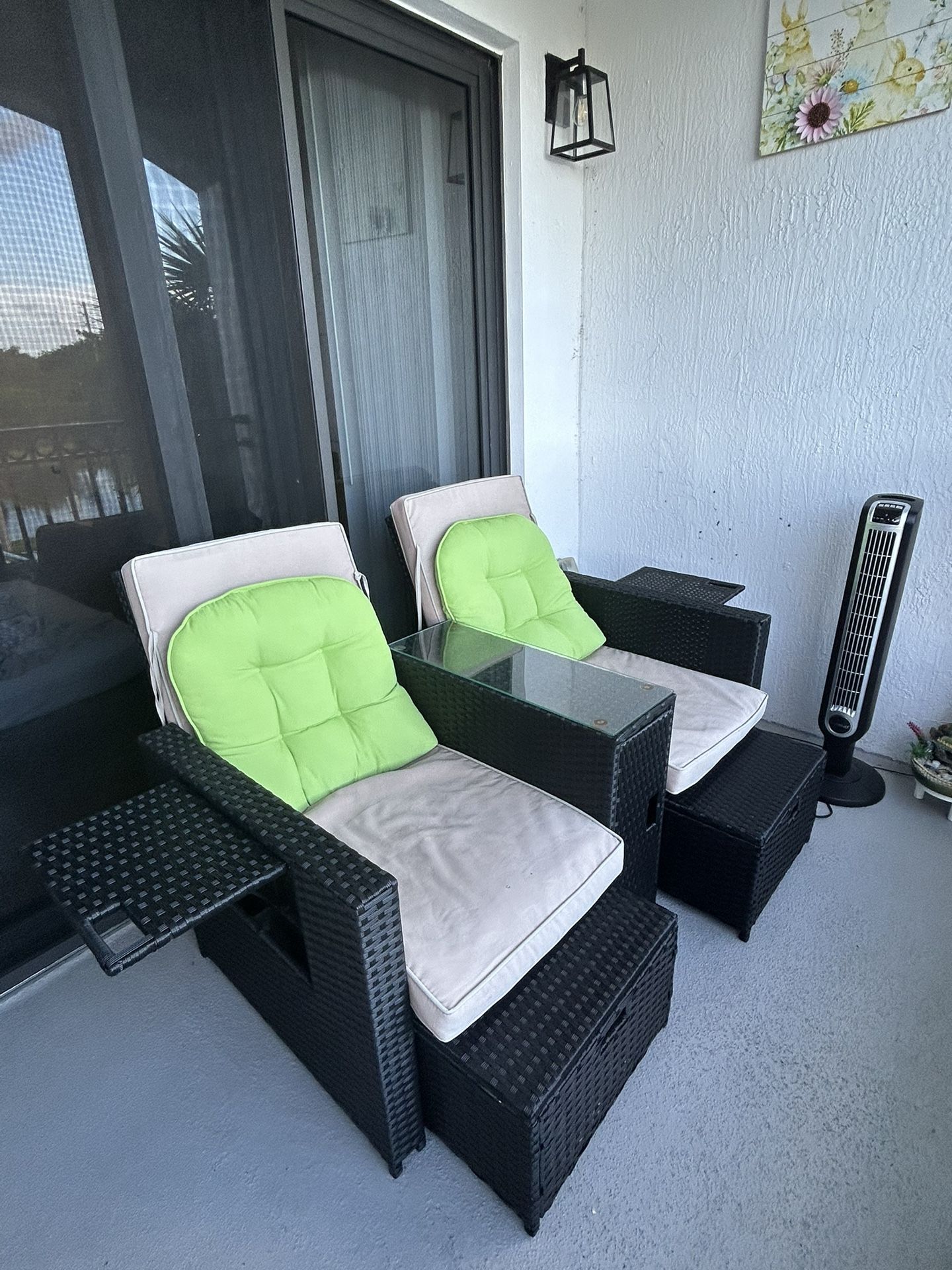 Out Door Sofa With Leg Extension 