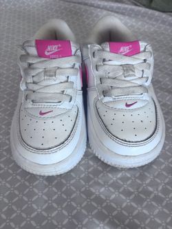 Nike toddler shoes