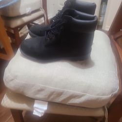 Size 7 BLACK TIMBERLAND BOOTS