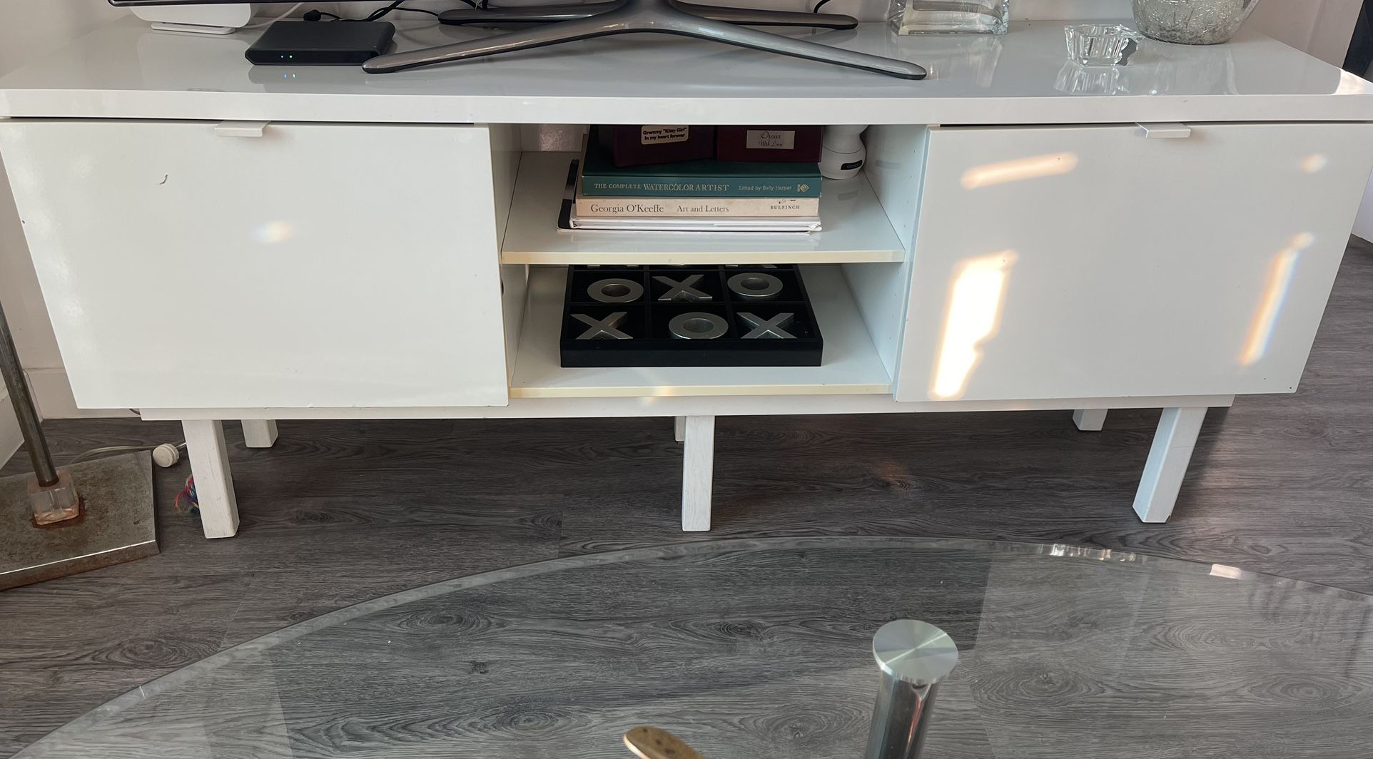 Media Table With Custom Legs