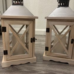 Indoors/Outdoors Lanterns 