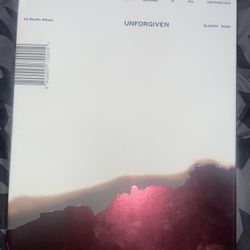 LE SSERAFIM Unforgiven Photobook Album (Bloody Rose Ver)