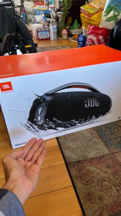 JBL boombox 3 : New in box: (big Speaker):Black speaker