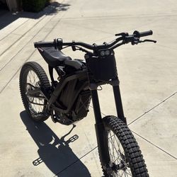 2022 Suron Light Bee