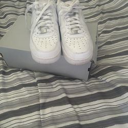 White Airforces