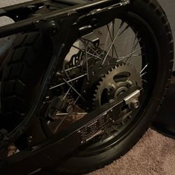 Motorbike Roller Parts only Good motor 250  Electric starter 