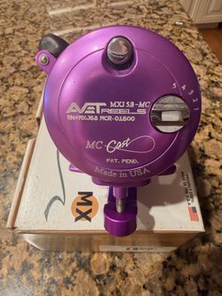 Avet MJX 5.8-MC lever drag reel . Mint
