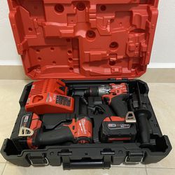 Milwaukee M18 Fuel Hammer Drill & Impact Combo Kit