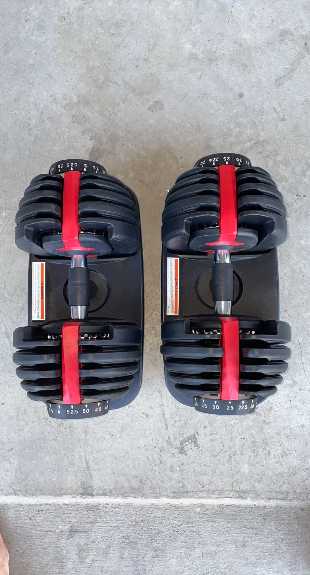 Adjustable dumbbells (5lbs-52.5lbs)