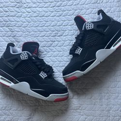 Jordan 4s