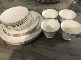 Wedgewood 20 piece China