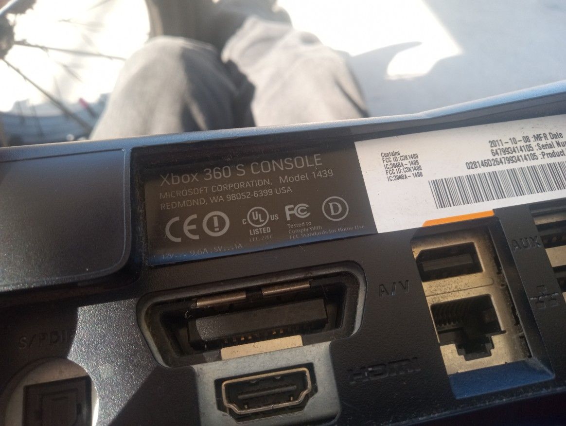 Xbox 360 S