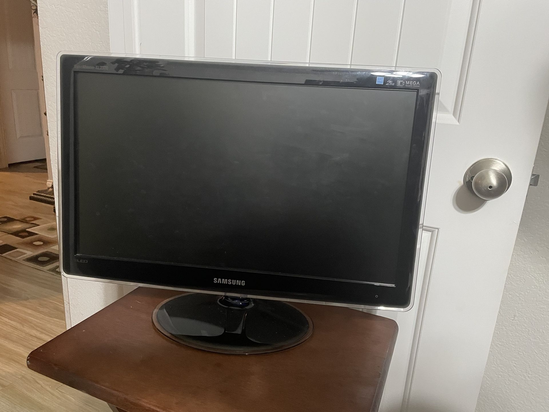 Samsung 24 Inch Monitor