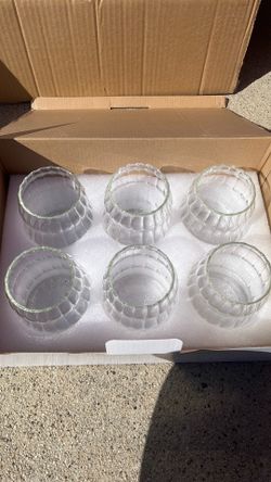 Glass cups