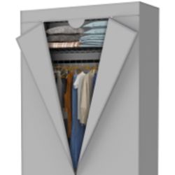 Metal shelving unit