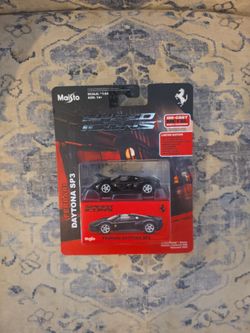 Maisto Speed Icons Ferrari Daytona sp3 in black.