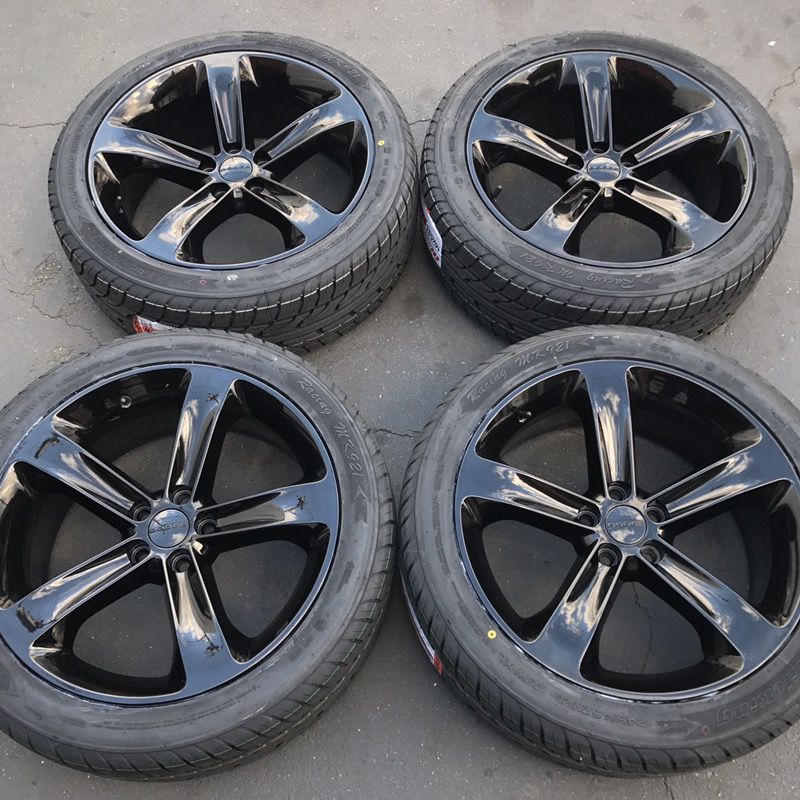 20" oem Dodge Challenger wheels 20 inch gloss black rims new tires