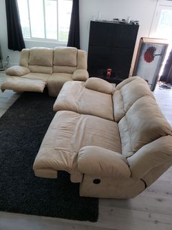 2 Piece Recliner Couch set [Great Condition]