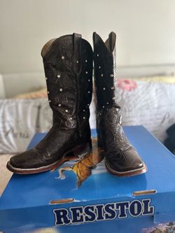 Cavenders boots