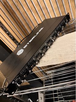 Sterling 8 channel rack mount amp