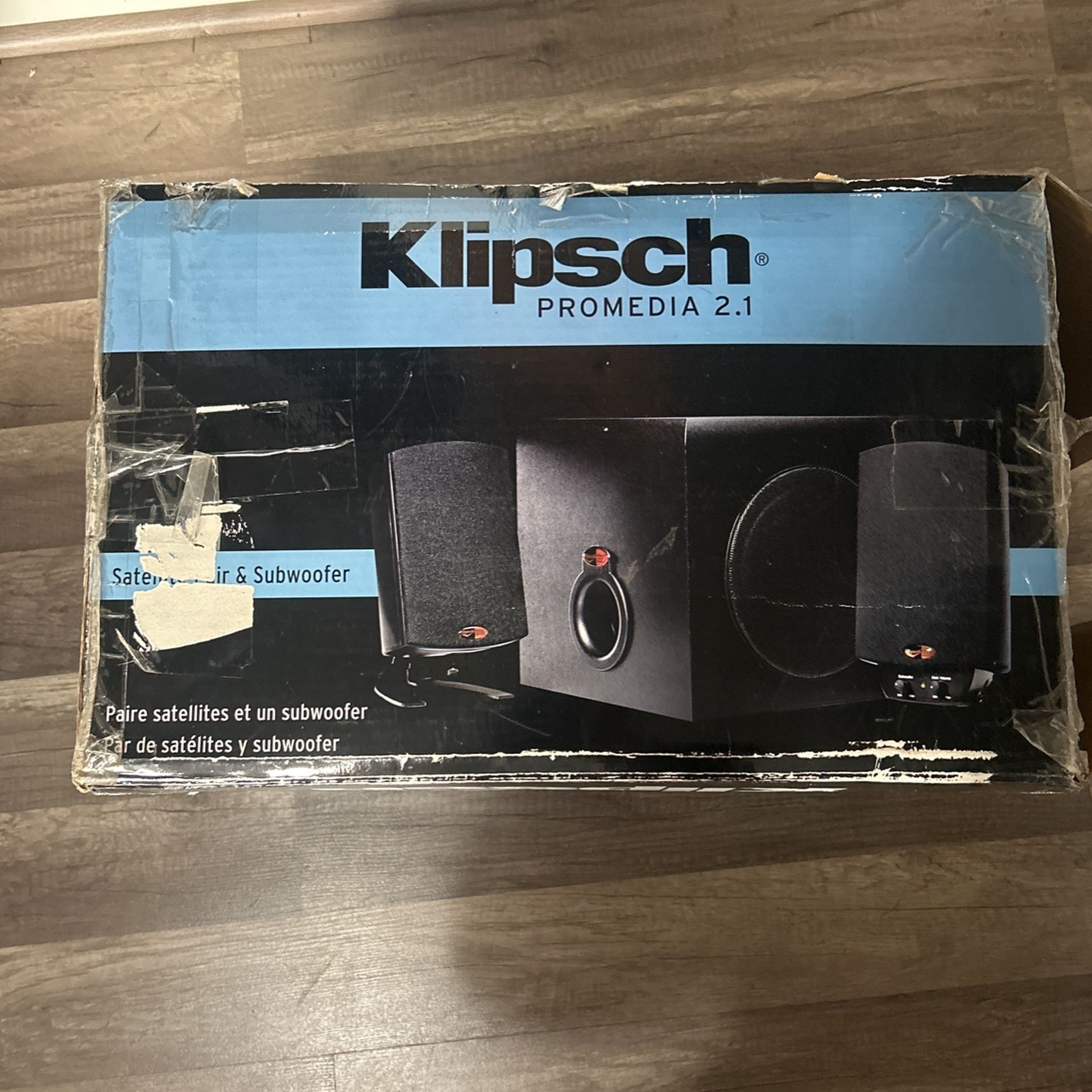 Klipsch Pro media 2.1 Subwoofer And Speakers