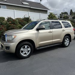 2014 Toyota Sequoia 4X4