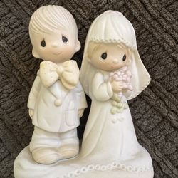Precious Moments Figurine 