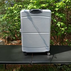 Luggage Used Once