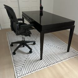 Free Desk and white Sofa