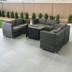 New inbox patio set (we finance and deliver)($54 down,$1299 total)(90 day no interest payment plan)