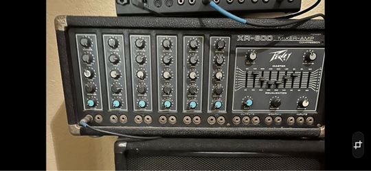 PEAVEY :  XR600. Power and Mixer 6 Channels.