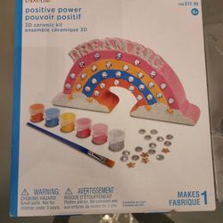 CREATOLOGY- Paint your own Rainbow 