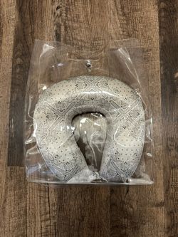 Calpak pillow