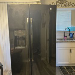 GE Double Door Refrigerator