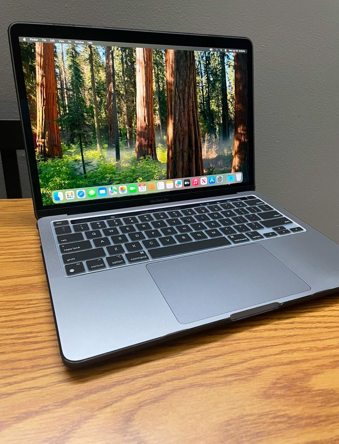 2020 i7 MacBook Pro 13" 1TB