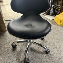 Small Swirl Chair 