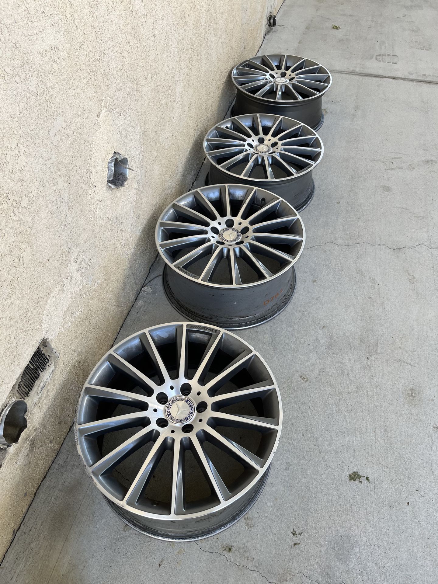 Full set of Mercedes AMG staggered pattern 19x7.5 - 19x8.5 One front ...