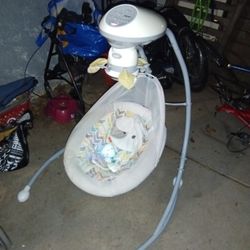 Fisher Price Cradle Swing For Babies 