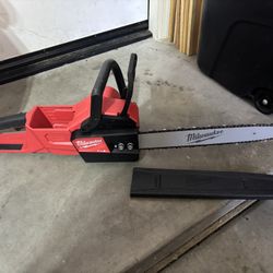 Milwaukee M18 Fuel Chainsaw 16 Inch